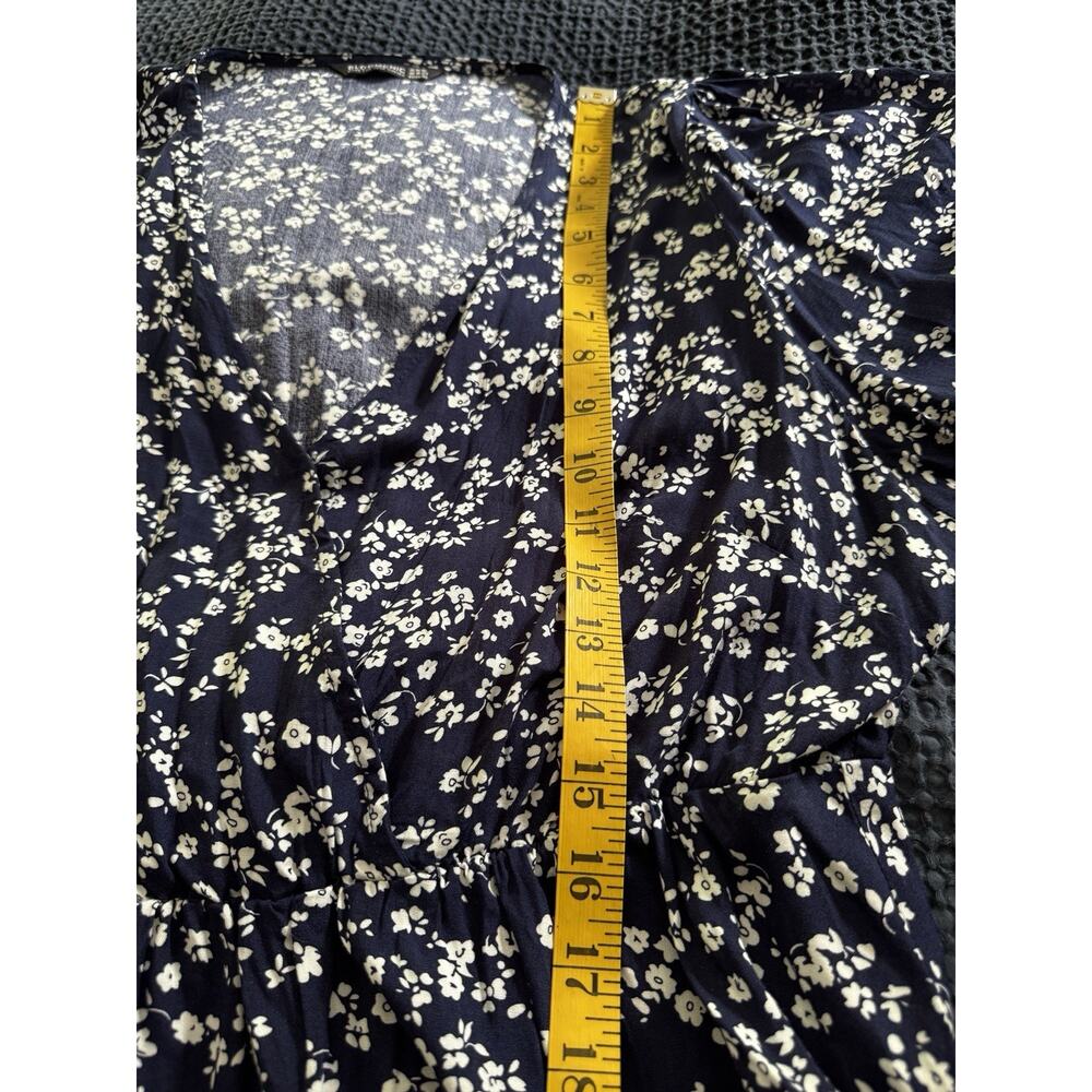 Bloomchic Navy & White Floral Wrap Blouse With Peplum Size 14-16 - Picture 13 of 14